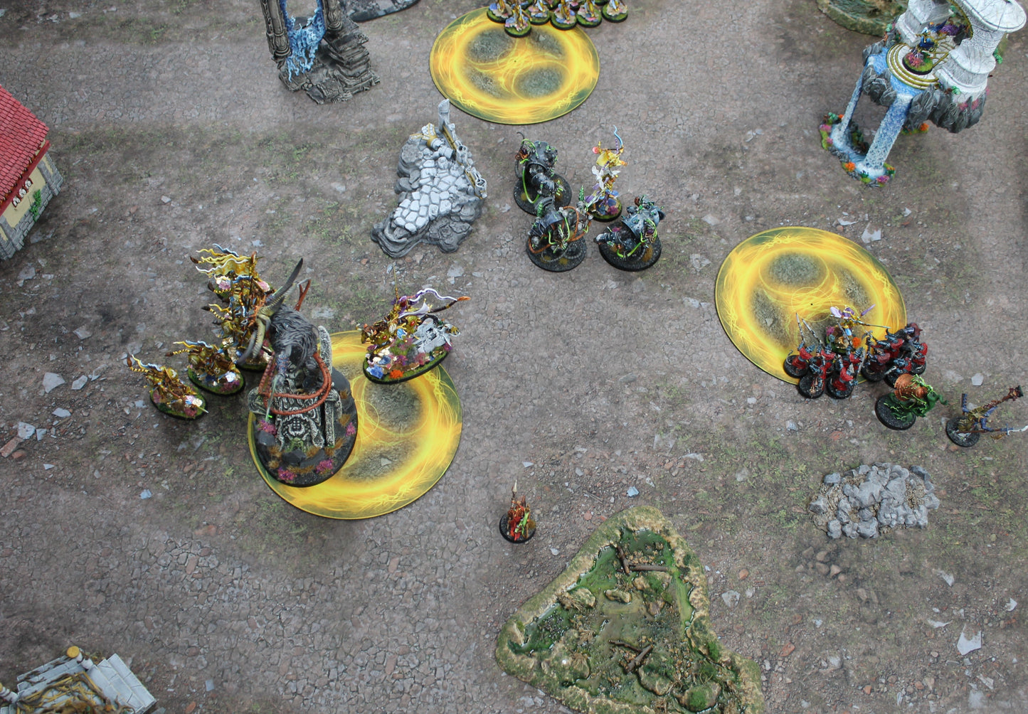 Abandoned Town - Neoprene Battle Mat with Bag