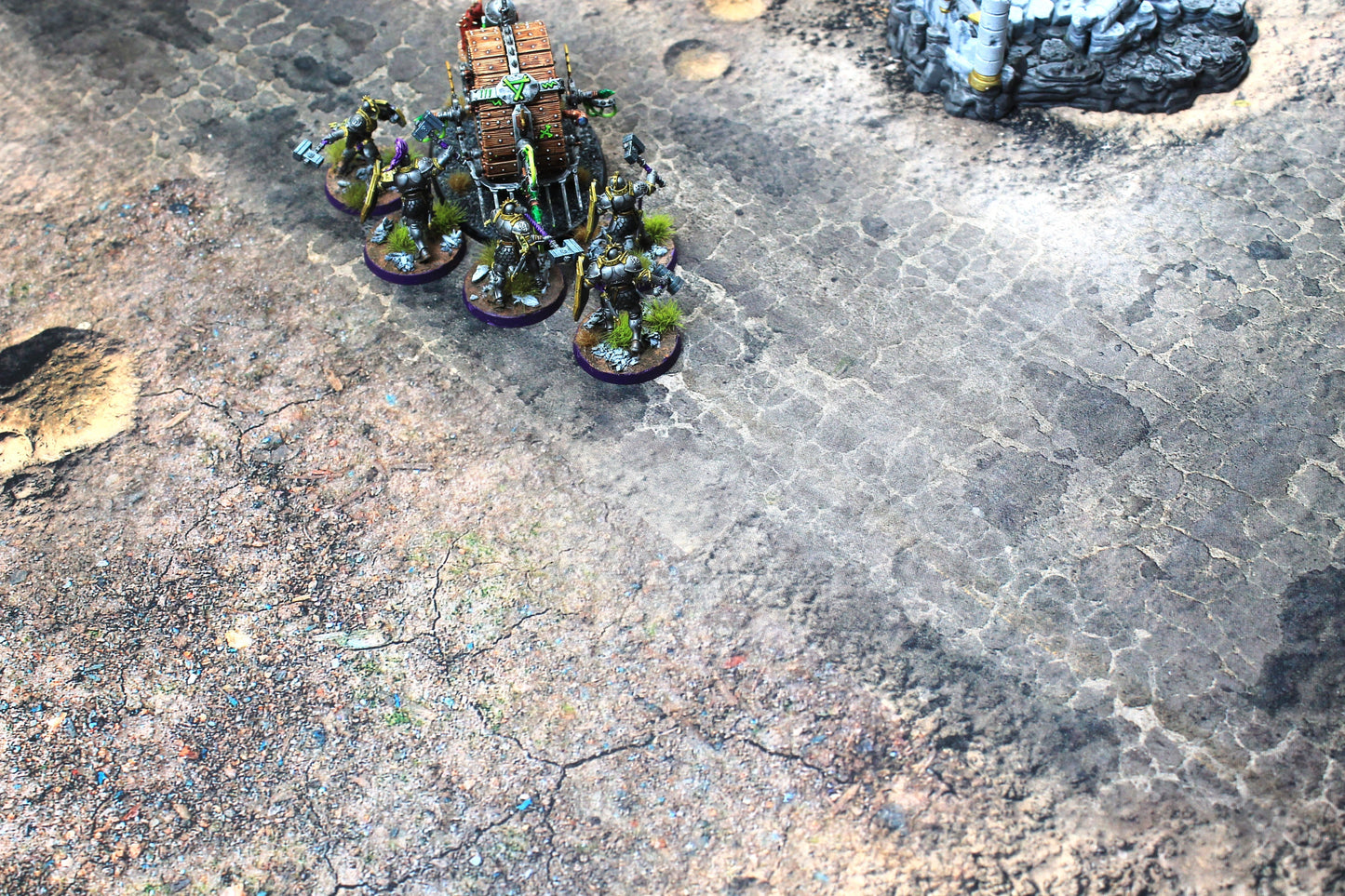 Blasted Battlefield - Neoprene Battle Mat with Bag