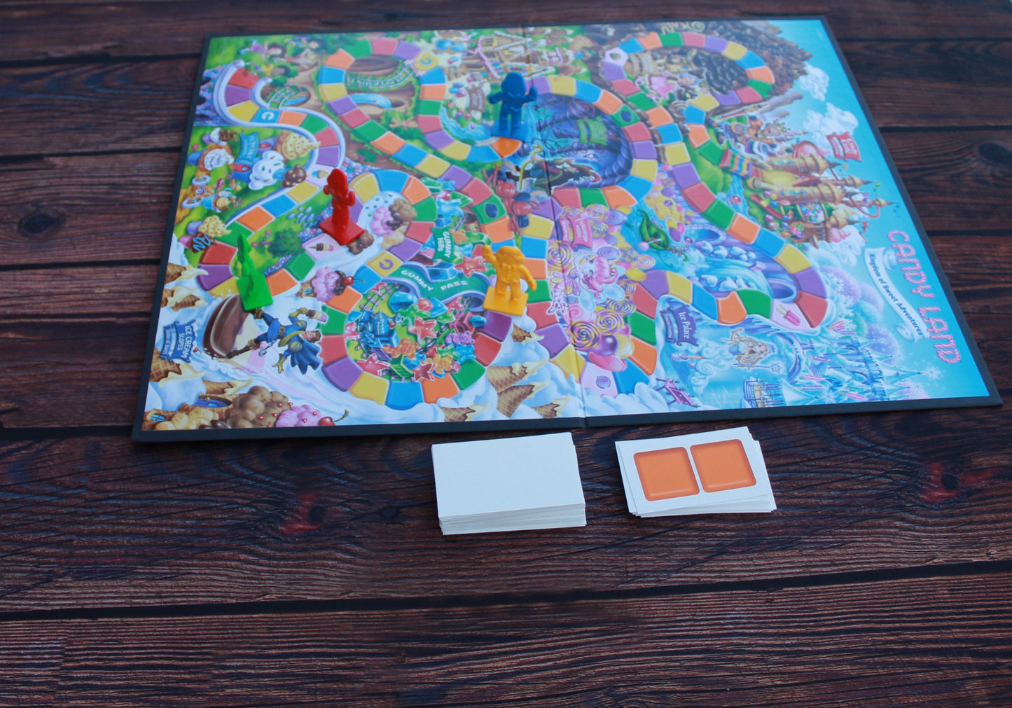 Tavern Table - 36" x 36" Board Game Mat with Bag