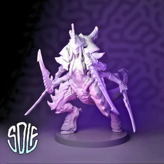 Cosmic Bug Lord - Apex Bio-Swarm Commander | Compatible with W40K/WG/SF